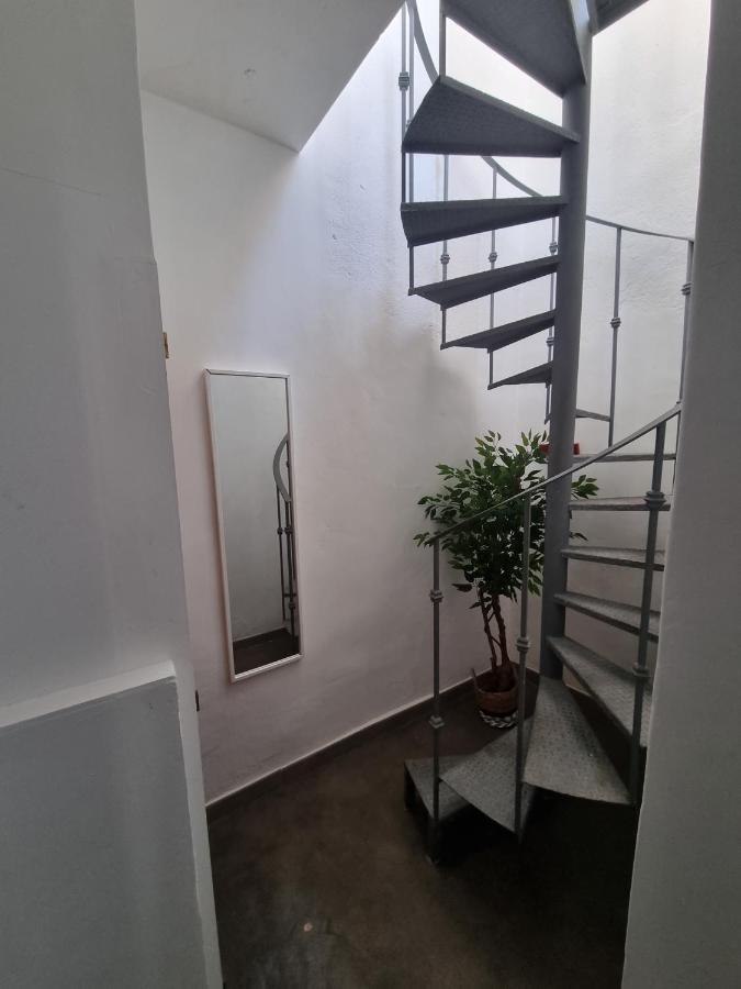 マルベーリャTown House With Roof Terrace - Old Townアパートメント エクステリア 写真